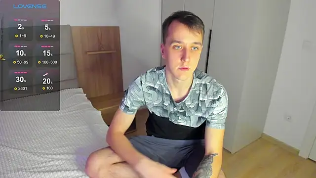 your super hero online show from February 25, 2025, 6:47 am