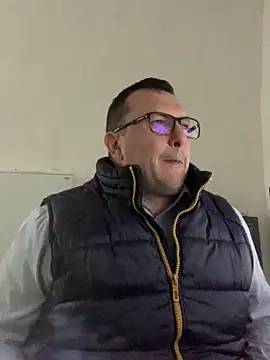 Mike8523 online show from March 30, 2026, 5:20 am