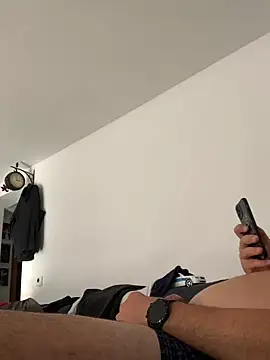 Mike8523 online show from October 27, 2025, 1:01 pm