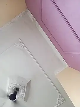 Snapshot of heena-3678 chatting on October 5, 2025, 8:05 am heena-3678 online show from October 5, 2025, 8:05 am