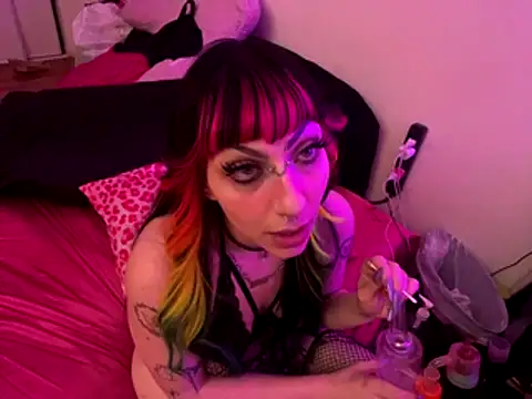 Snapshot of ChrryFoxx chatting on November 18, 2025, 10:51 am ChrryFoxx online show from November 18, 2025, 10:51 am