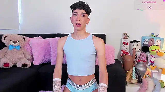 Snapshot of James_BrownT chatting on November 18, 2025, 5:49 pm James BrownT online show from November 18, 2025, 5:49 pm