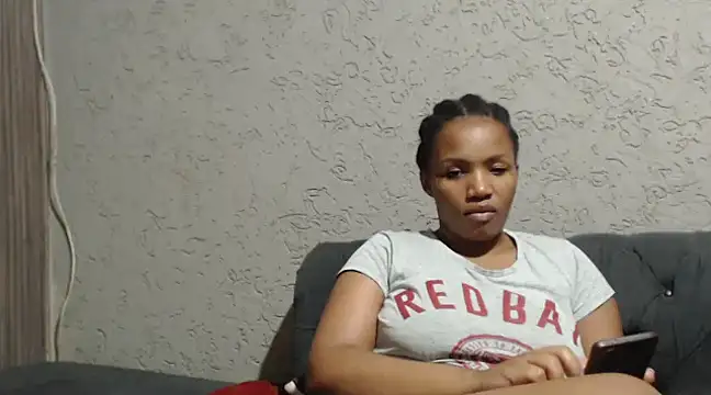 Snapshot of xMiAmor chatting on March 21, 2025, 5:23 pm xMiAmor online show from March 21, 2025, 5:23 pm