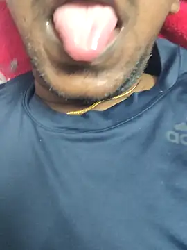 wildfun  online show from March 6, 2025, 5:57 am