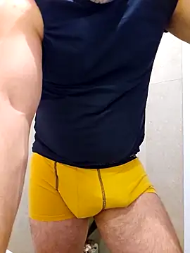 Mpinios online show from April 5, 2026, 7:31 pm