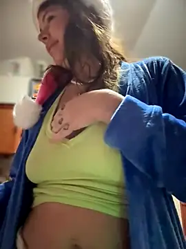 NaughtyLittleVeteran online show from December 1, 2025, 9:43 am