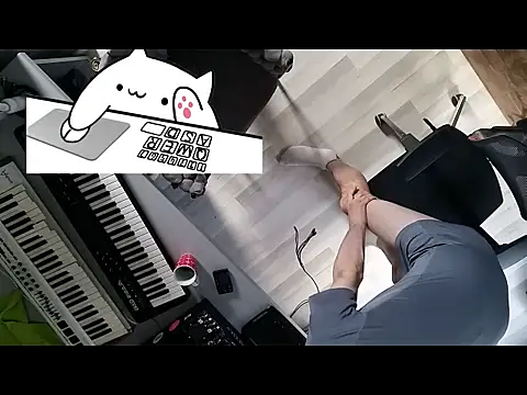 gryzoon online show from April 22, 2026, 2:35 pm