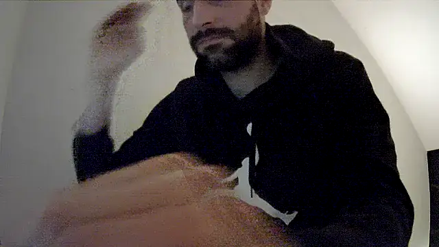 gryzoon online show from September 30, 2025, 6:36 pm