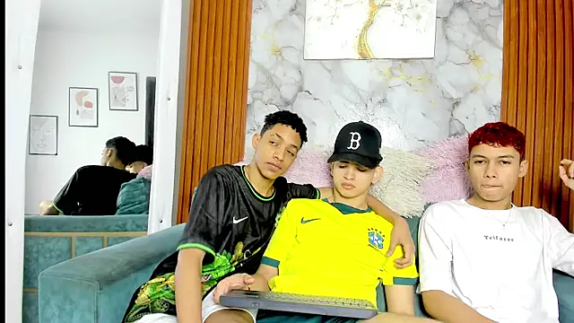 Snapshot of KING_OFF_BOYS chatting on May 26, 2026, 2:59 pm KING OFF BOYS online show from May 26, 2026, 2:59 pm