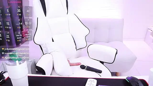 choiyuee online show from March 12, 2025, 12:04 pm