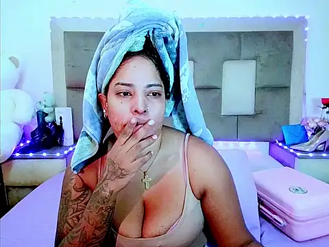 Snapshot of indiantopaz694u chatting on July 11, 2026, 5:30 am indiantopaz694u online show from July 11, 2026, 5:30 am