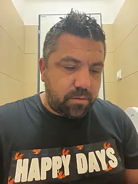 Alexander18edd online show from November 18, 2025, 11:57 am