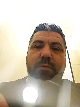 Alexander18edd online show from December 17, 2025, 9:03 am