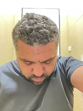 Alexander18edd online show from September 26, 2025, 11:06 am