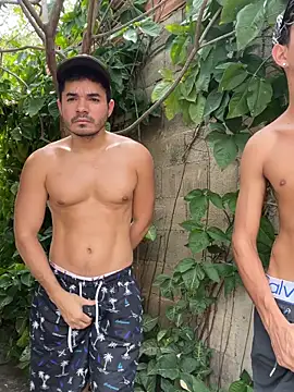 Snapshot of twinks_28 chatting on October 18, 2025, 4:20 pm twinks 28 online show from October 18, 2025, 4:20 pm