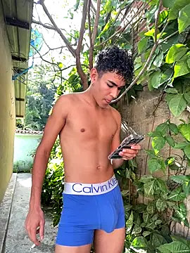 Snapshot of twinks_28 chatting on November 28, 2025, 1:55 pm twinks 28 online show from November 28, 2025, 1:55 pm