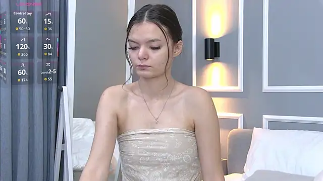 Snapshot of AsterQuinn chatting on October 26, 2025, 3:45 pm AsterQuinn online show from October 26, 2025, 3:45 pm