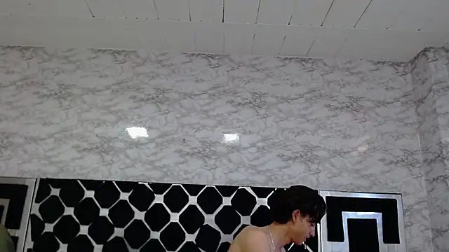 Maximoherrera 16 online show from March 1, 2025, 12:45 pm