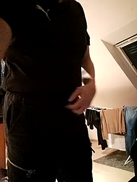 DearRusting online show from November 3, 2025, 9:40 pm