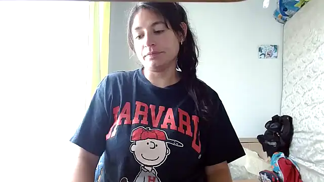 Escarcha-blue online show from April 15, 2026, 7:18 pm