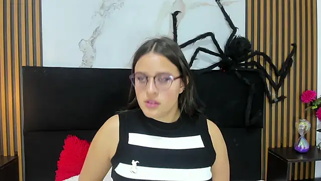 Snapshot of Samy_jons chatting on October 27, 2025, 12:28 pm Samy jons online show from October 27, 2025, 12:28 pm