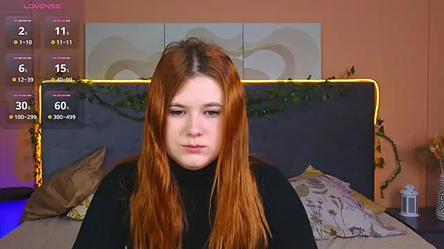 Eva Starlight online show from December 3, 2025, 4:13 am