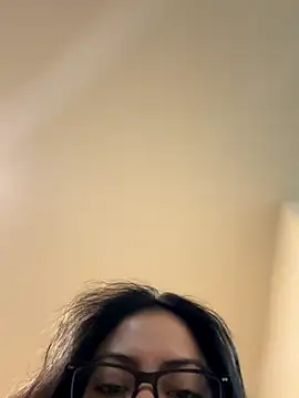 Snapshot of salma213 chatting on October 29, 2025, 6:34 am salma213 online show from October 29, 2025, 6:34 am