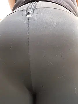 roxanasexy2025 online show from March 15, 2026, 4:03 pm