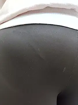 roxanasexy2025 online show from January 15, 2026, 2:31 pm