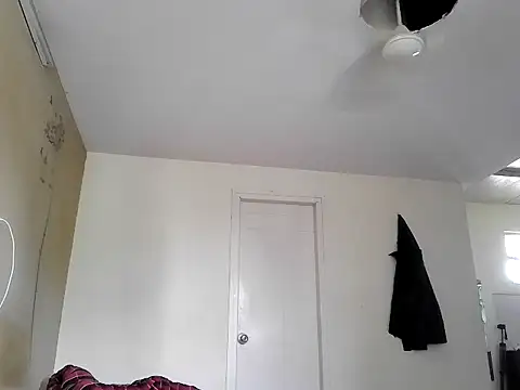 fitbuddy1 online show from April 15, 2026, 9:04 am