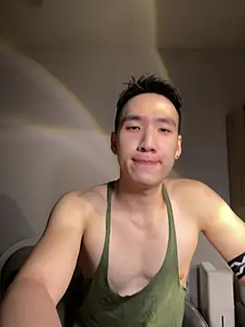 Snapshot of Hon1069 chatting on March 16, 2025, 4:23 pm Hon1069 online show from March 16, 2025, 4:23 pm