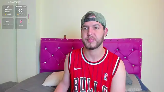 matthewlatin online show from April 6, 2026, 4:57 am