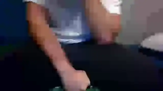 Snapshot of axelcmoi chatting on October 26, 2025, 5:35 pm axelcmoi online show from October 26, 2025, 5:35 pm