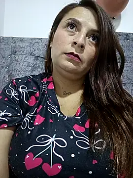 Snapshot of nahomysaints chatting on November 19, 2025, 3:39 am nahomysaints online show from November 19, 2025, 3:39 am