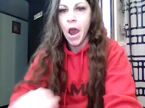 Snapshot of mrstoxox4594 chatting on March 5, 2025, 12:00 pm mrstoxox4594 online show from March 5, 2025, 12:00 pm