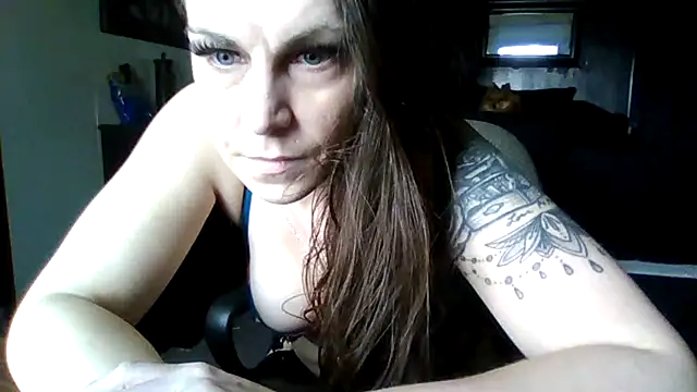 Snapshot of mrstoxox4594 chatting on March 1, 2025, 5:05 pm mrstoxox4594 online show from March 1, 2025, 5:05 pm