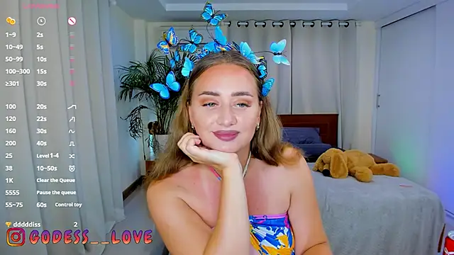 Snapshot of CherryViola chatting on March 15, 2025, 12:58 am CherryViola online show from March 15, 2025, 12:58 am