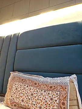 ayush292000 online show from September 9, 2025, 4:38 pm