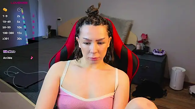 meganluss online show from February 25, 2026, 5:07 am