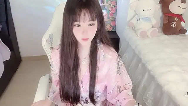 Milla-z online show from September 30, 2025, 7:36 am