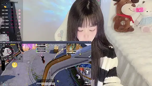 Milla-z online show from November 17, 2025, 3:27 pm