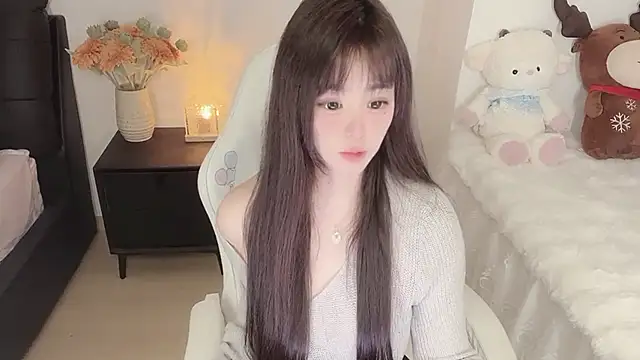 Milla-z online show from September 28, 2025, 11:50 am