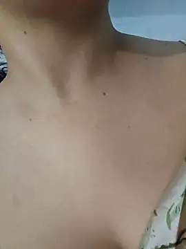 Snapshot of SexyLilyXO chatting on November 10, 2025, 12:15 am SexyLilyXO online show from November 10, 2025, 12:15 am