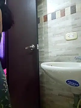 Snapshot of SexyLilyXO chatting on March 15, 2025, 3:27 pm SexyLilyXO online show from March 15, 2025, 3:27 pm