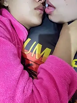 Snapshot of SexyLilyXO chatting on March 19, 2025, 6:35 am SexyLilyXO online show from March 19, 2025, 6:35 am