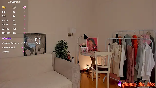 ErlineDumford online show from October 18, 2025, 8:05 am