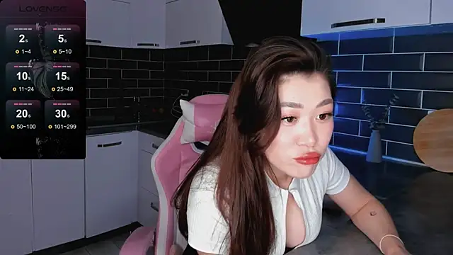 Snapshot of ShaiyaMinn3 chatting on November 26, 2025, 6:52 pm ShaiyaMinn3 online show from November 26, 2025, 6:52 pm