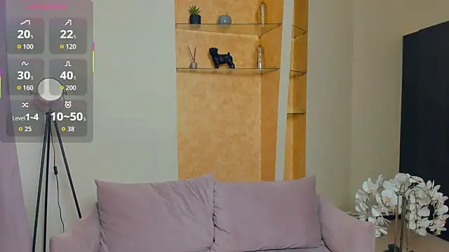 Snapshot of EdinaCordner chatting on October 23, 2025, 10:36 am EdinaCordner online show from October 23, 2025, 10:36 am