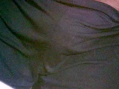 Snapshot of EroticMonster chatting on October 23, 2025, 10:19 pm EroticMonster online show from October 23, 2025, 10:19 pm
