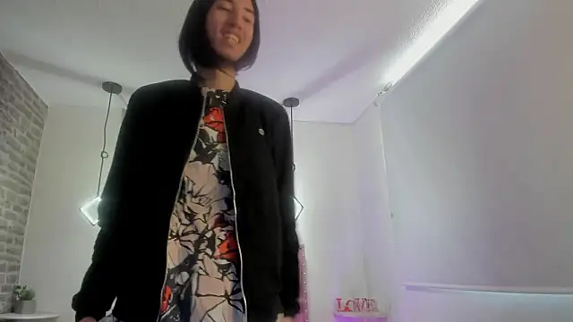Snapshot of loverisu-coral chatting on March 6, 2026, 9:21 pm loverisu-coral online show from March 6, 2026, 9:21 pm